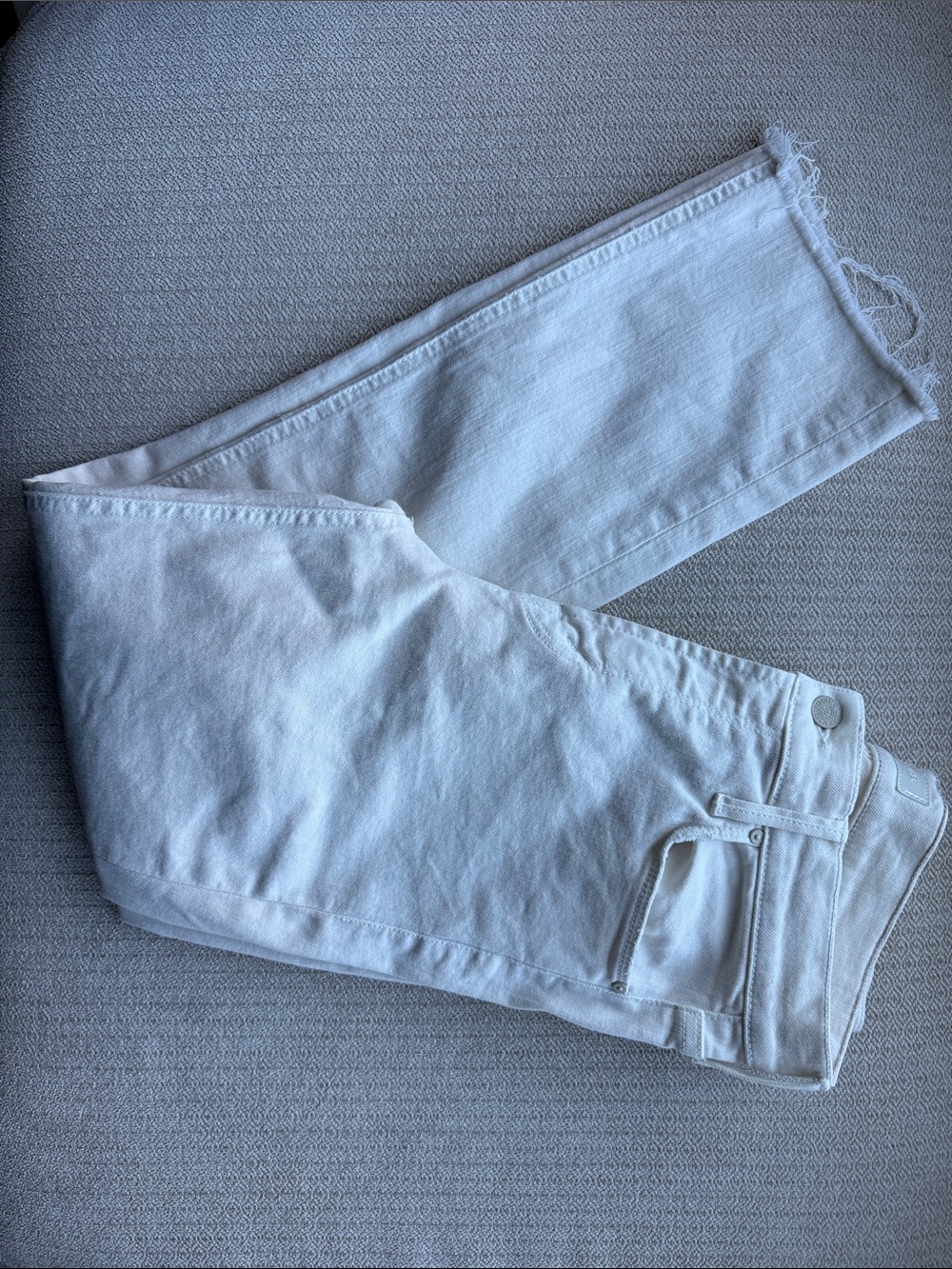 MOTHER Mid Rise Dazzler  Cropped Fray Jeans